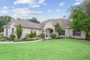 521 Buena Vista Dr, Georgetown, TX 78633 - Photo 3
