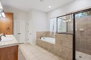 521 Buena Vista Dr, Georgetown, TX 78633 - Photo 21
