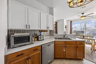 1602 Westwood Ln, Georgetown, TX 78628 - Photo 9