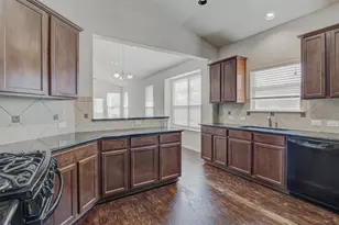 1610 Greenside Dr, Round Rock, TX 78665 - Photo 5