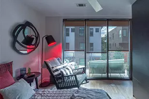 900 S 1st St, Austin, TX 78704 - Photo 9