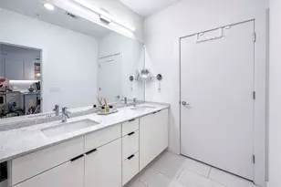 900 S 1st St, Austin, TX 78704 - Photo 13