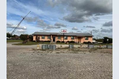 101 SE Mulberry Street, Rockdale, TX 76567 - Photo 1