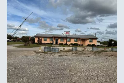 101 SE Mulberry Street, Rockdale, TX 76567 - Photo 3