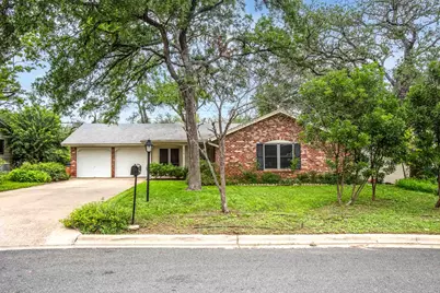 1912 Parkside Lane, Austin, TX 78745 - Photo 3