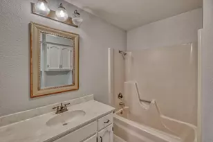 1702 Sunset Dr, Marble Falls, TX 78654 - Photo 15