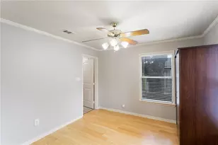 74 Julius St, Austin, TX 78702 - Photo 5
