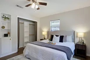 803 Campbell St, Lockhart, TX 78644 - Photo 21