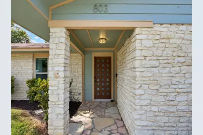 803 Campbell Street, Lockhart, TX 78644 - Photo 3