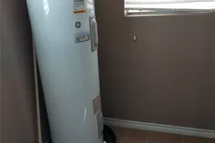 10908 5th St, Jonestown, TX 78645 - Photo 25