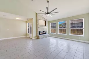 2158 Flintshire Dr, New Braunfels, TX 78130 - Photo 13