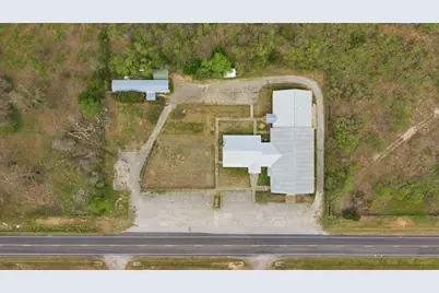 2418 Fm 1704, Elgin, TX 78621 - Photo 39