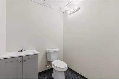 2418 Fm 1704, Elgin, TX 78621 - Photo 23