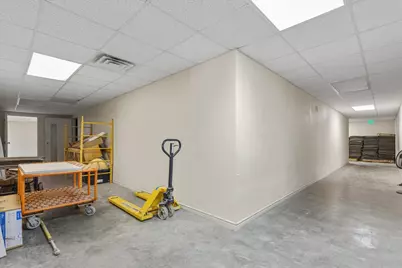 2418 Fm 1704, Elgin, TX 78621 - Photo 27