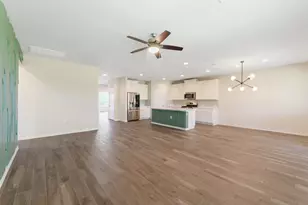 12008 Saddle Rock Dr, Austin, TX 78725 - Photo 7