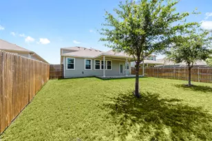 12008 Saddle Rock Dr, Austin, TX 78725 - Photo 31