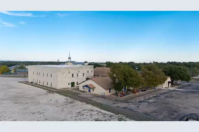 306 S 10th Street, Pflugerville, TX 78660 - Photo 3