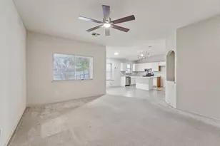 1724 Darjeeling Dr, Pflugerville, TX 78660 - Photo 9