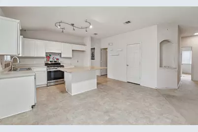 1724 Darjeeling Drive, Pflugerville, TX 78660 - Photo 7