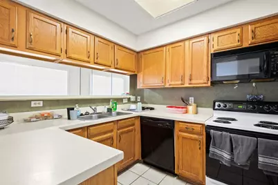 915 W 23rd Street #208, Austin, TX 78705 - Photo 9