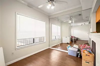915 W 23rd Street #208, Austin, TX 78705 - Photo 11
