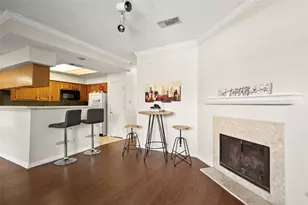 915 W 23rd St, Austin, TX 78705 - Photo 15