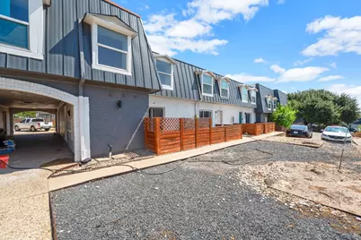 300 E Croslin Street #106, Austin, TX 78752 - Photo 29