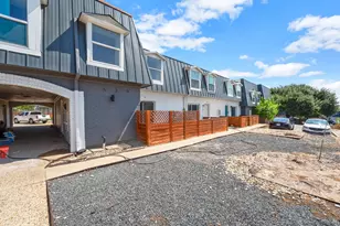 300 E Croslin St, Austin, TX 78752 - Photo 29