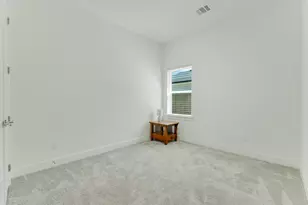 111 Breda Ave, Bastrop, TX 78602 - Photo 15