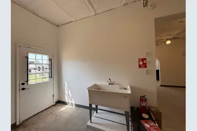 117 S Main Street, Elgin, TX 78621 - Photo 21