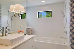 1715 Giles St, Austin, TX 78722 - Photo 19