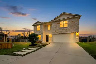 13501 Sierra Wind Ln, Elgin, TX 78621 - Photo 1