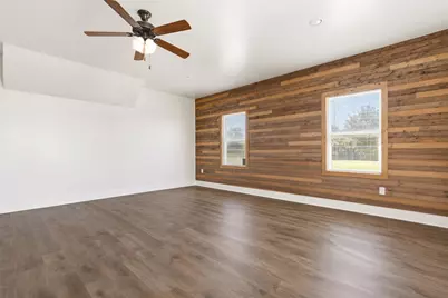 1206 Walter Hoffman Road, Cedar Creek, TX 78612 - Photo 23