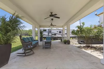 1206 Walter Hoffman Road, Cedar Creek, TX 78612 - Photo 35