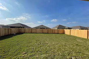 103 Ulmus St, Hutto, TX 78634 - Photo 23