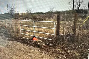 6709 F M Road 1327 Rd, Austin, TX 78747 - Photo 1