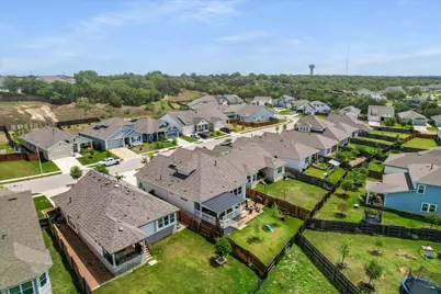 125 Broken Oak Drive, Liberty Hill, TX 78642 - Photo 33