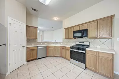 18613 White Water Cove, Pflugerville, TX 78660 - Photo 11