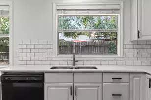 10408 Firethorn Ln, Austin, TX 78750 - Photo 7