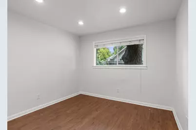 10408 Firethorn Lane, Austin, TX 78750 - Photo 13