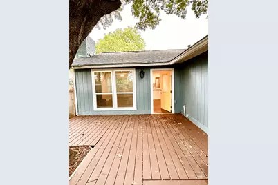 4914 Scarsdale Drive, Austin, TX 78744 - Photo 17