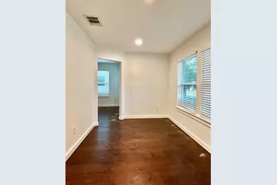 4914 Scarsdale Drive, Austin, TX 78744 - Photo 7