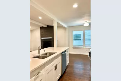 4914 Scarsdale Drive, Austin, TX 78744 - Photo 5
