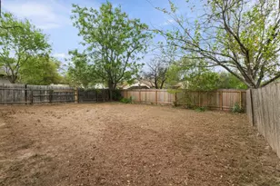 12323 Emery Oaks Rd, Austin, TX 78758 - Photo 27
