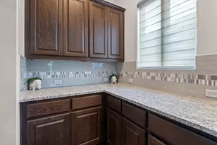 126 Medina Hills Ct, Austin, TX 78737 - Photo 11