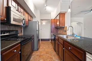 7701 Rialto Blvd, Austin, TX 78735 - Photo 11