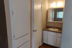 400 W 34th St, Austin, TX 78705 - Photo 5