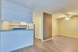 400 W 34th St, Austin, TX 78705 - Photo 1
