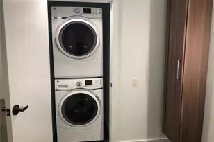 102 E 2nd St, Taylor, TX 76574 - Photo 11