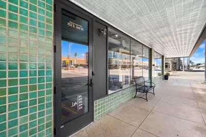 102 E 2nd Street #202, Taylor, TX 76574 - Photo 3